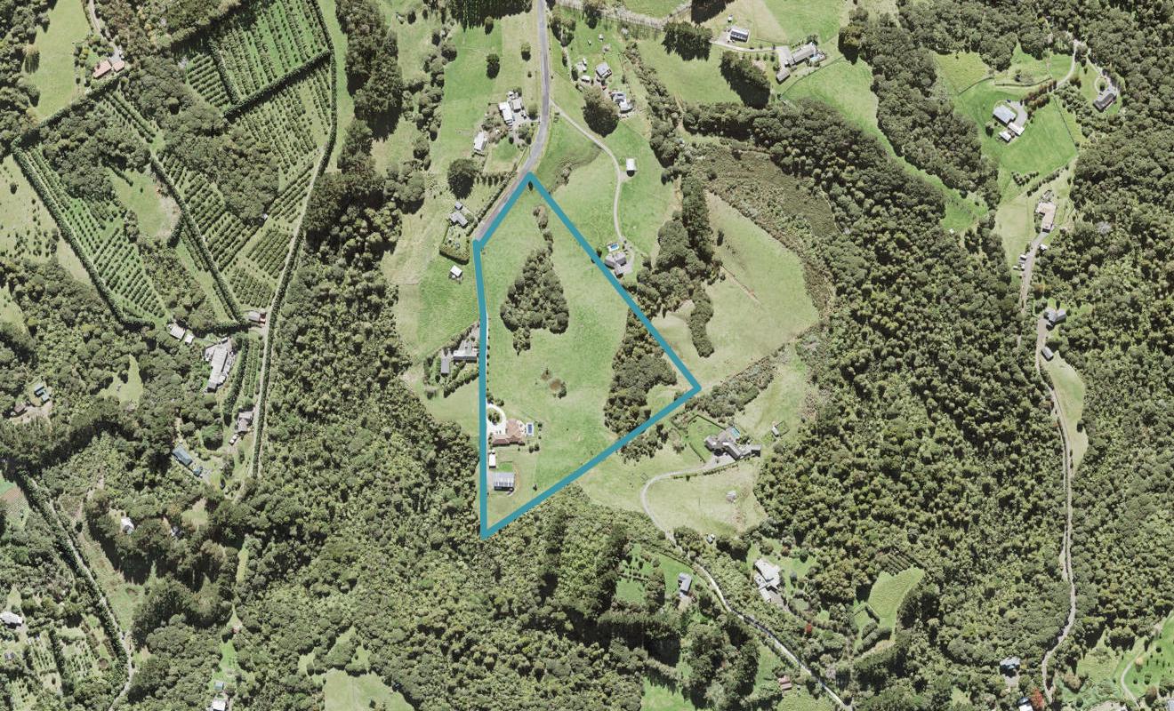 14 Steed Road, Waitakere, Auckland - Carousel 1