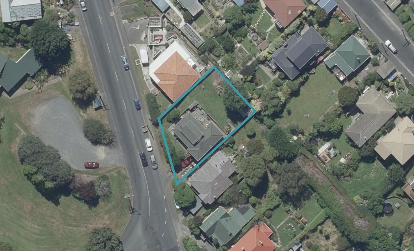 208 Pine Hill Road, Dalmore, Dunedin - Carousel 1