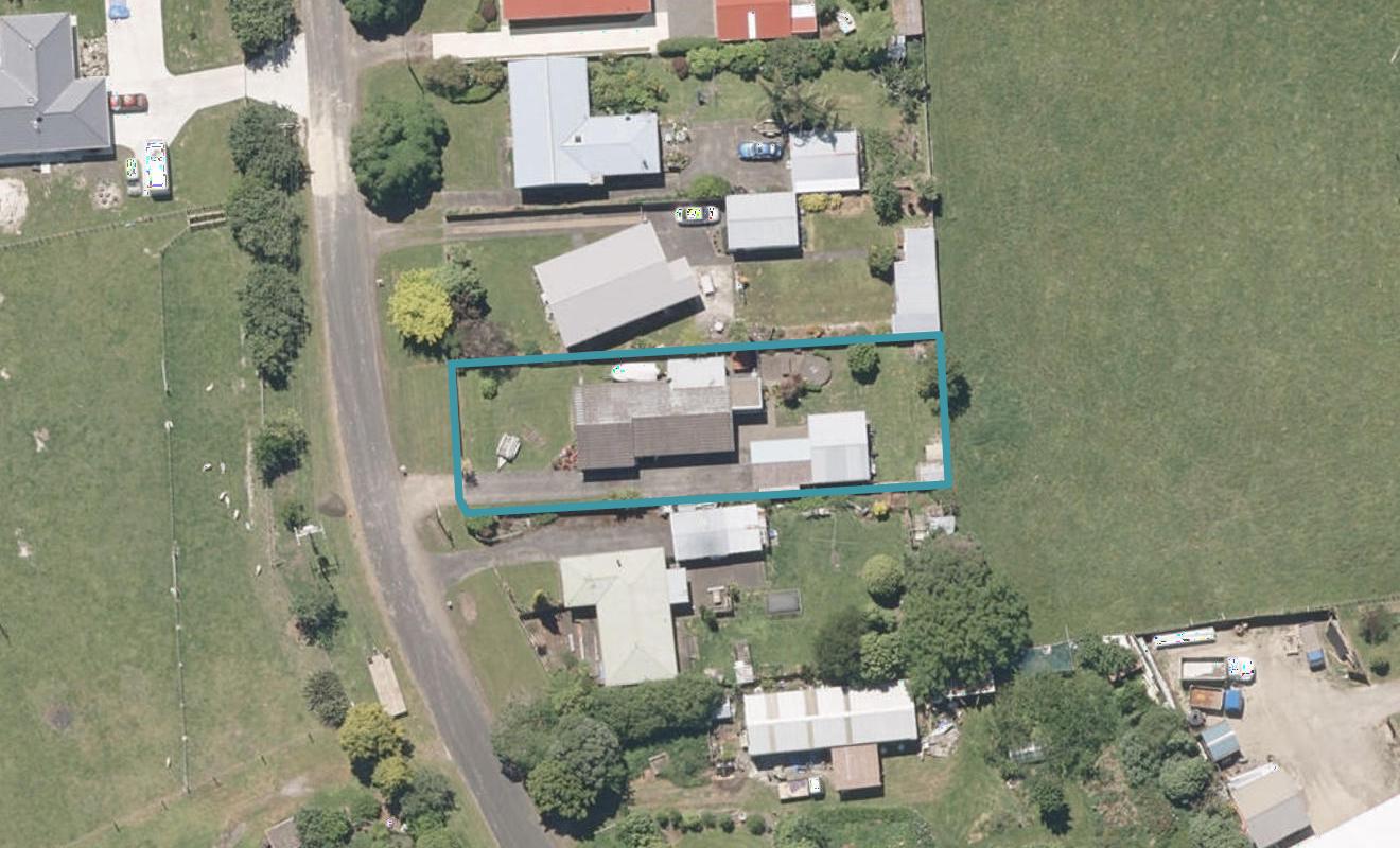 12 Flemington Road, Aramoho, Whanganui - Carousel 1