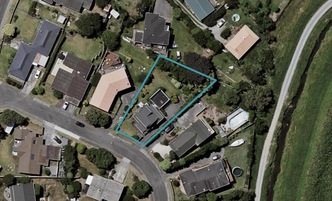 20 Pohutukawa Crescent, Raumati Beach, Paraparaumu - Carousel 1