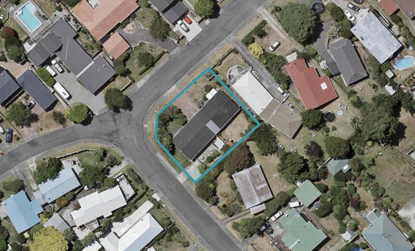 10 Callender Terrace, Paraparaumu Beach, Paraparaumu - Carousel 1