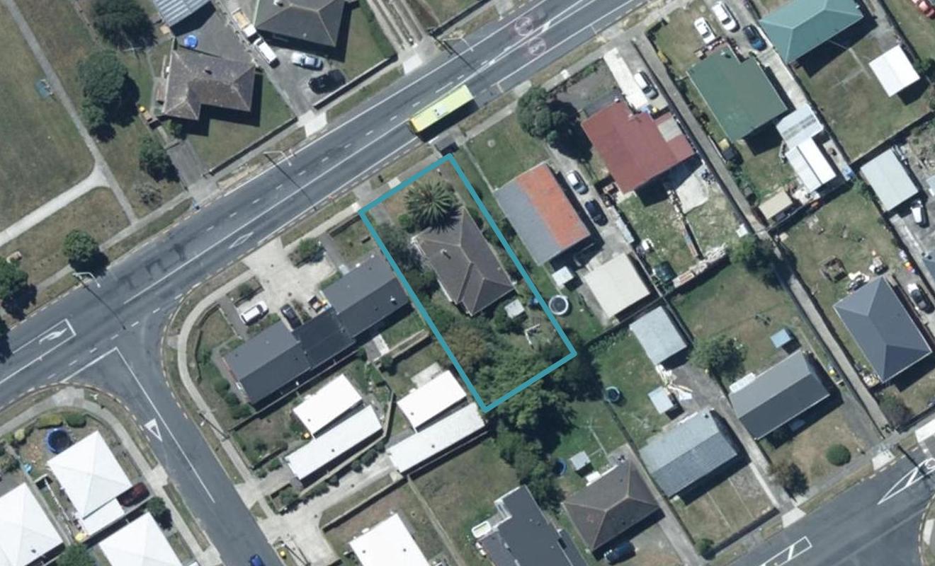 74 Warspite Avenue, Cannons Creek, Porirua - Carousel 1