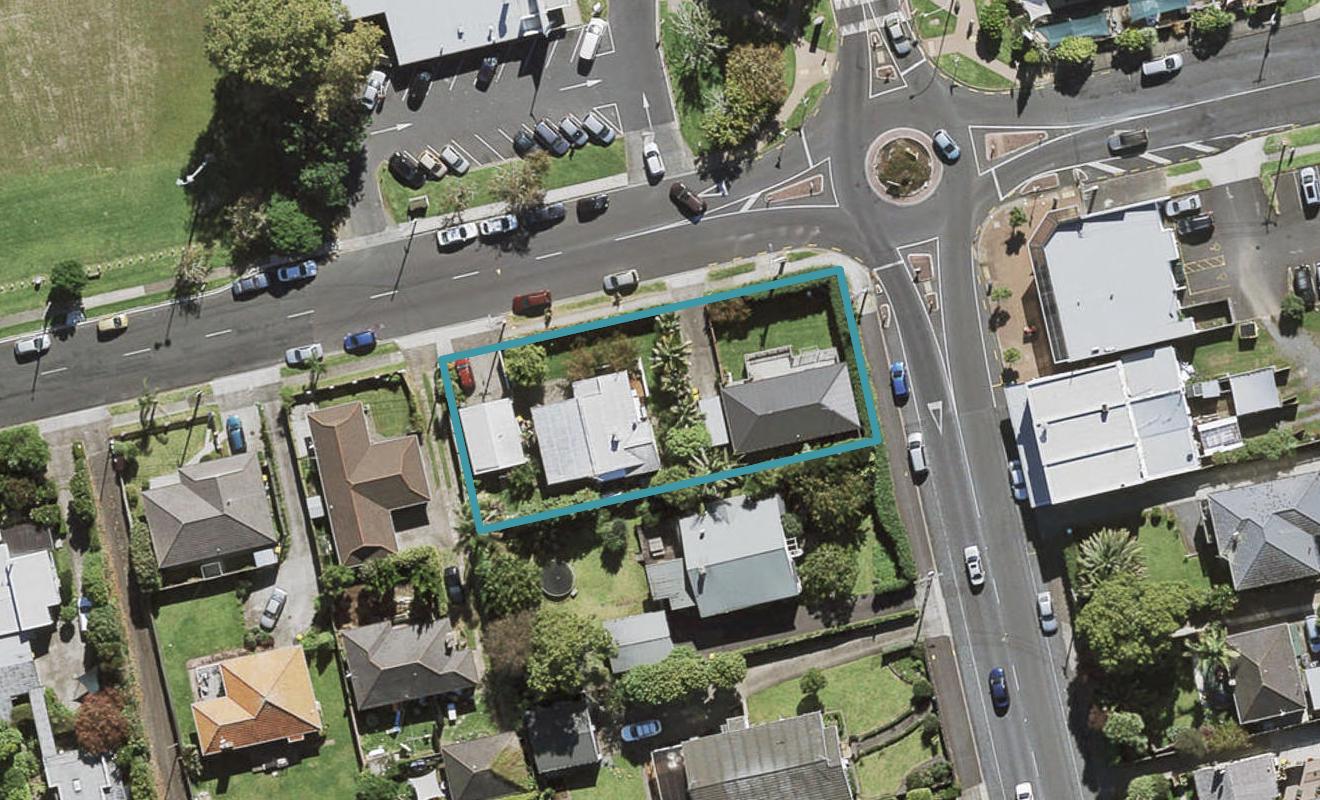 1/1 Mcintyre Road, Mangere Bridge, Auckland - Carousel 1