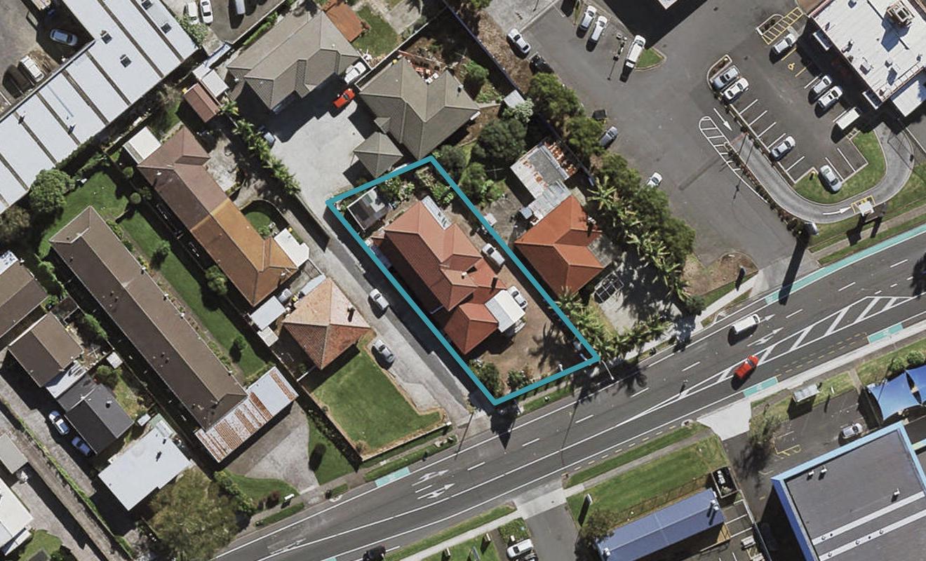 9 Puhinui Road, Manukau, Auckland - Carousel 1