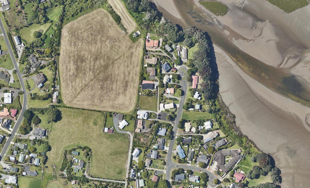 5 Denby Close, Athenree, Katikati - Carousel 1