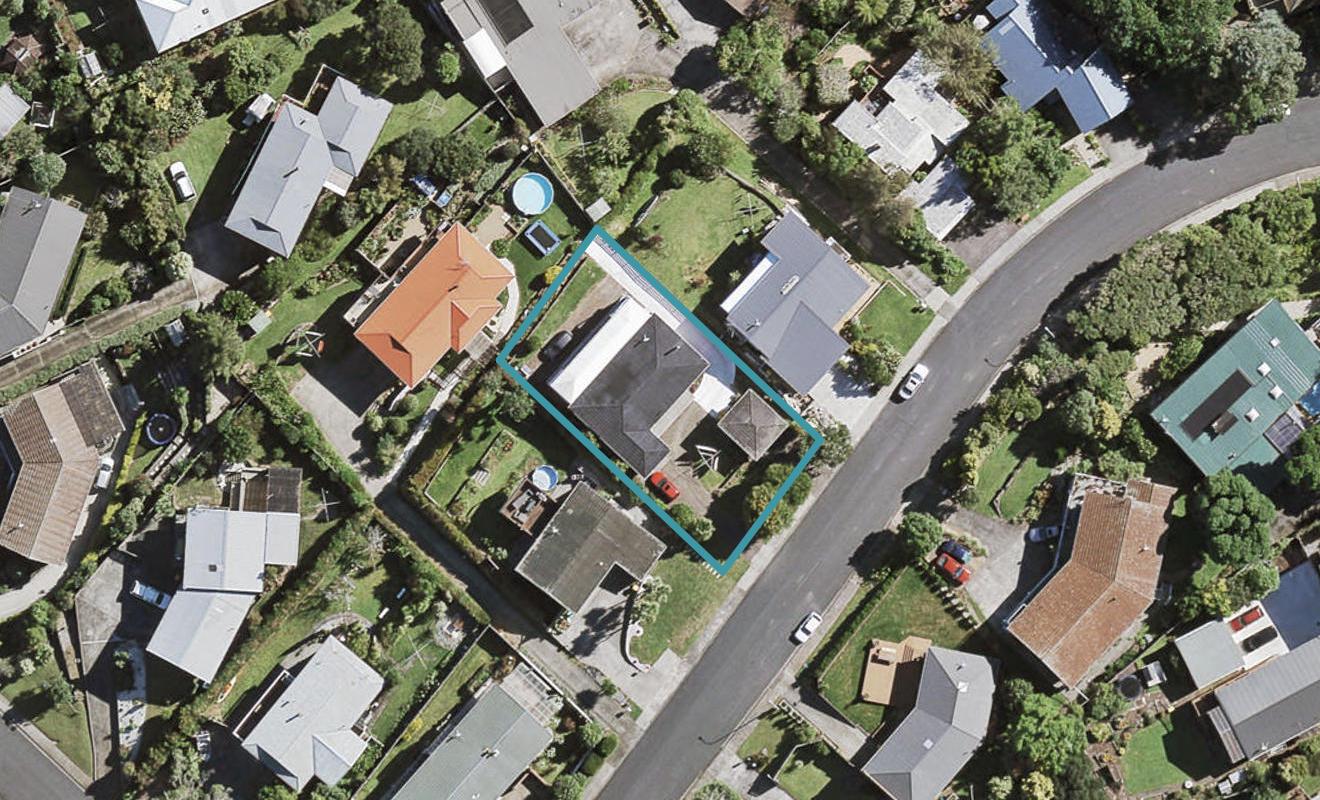 8 Gibbs Crescent, Red Hill, Papakura - Carousel 1