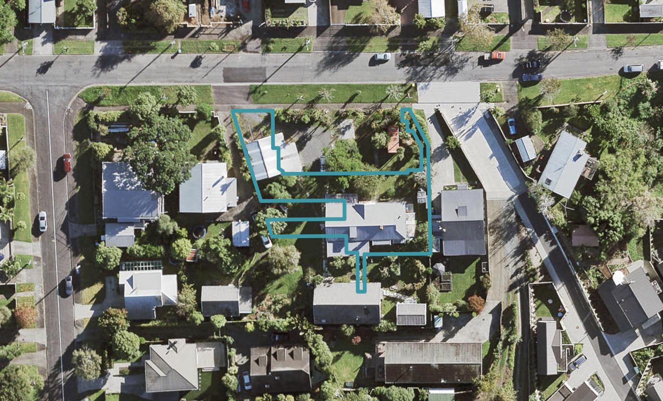 2/17 Powell Street, Avondale, Auckland - Carousel 1