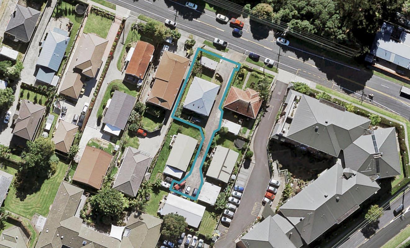 75 Margan Avenue, New Lynn, Auckland - Carousel 1