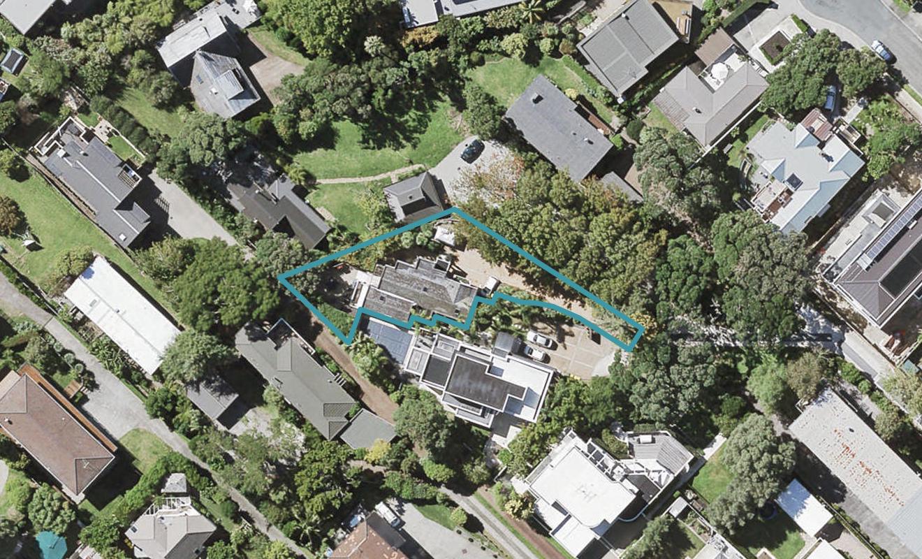 32A Castor Bay Road, Castor Bay, Auckland - Carousel 1