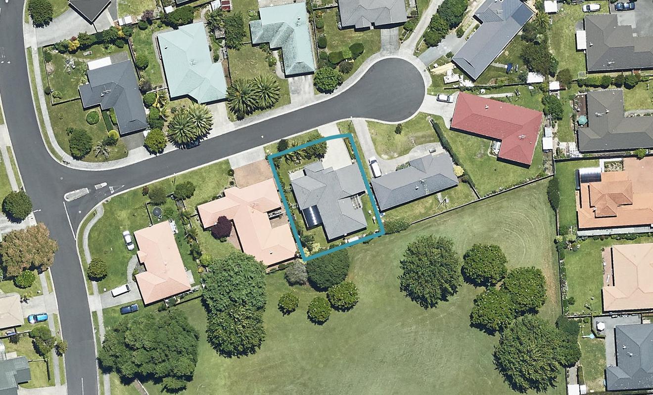 6 Molyneux Place, Welcome Bay, Tauranga - Carousel 1