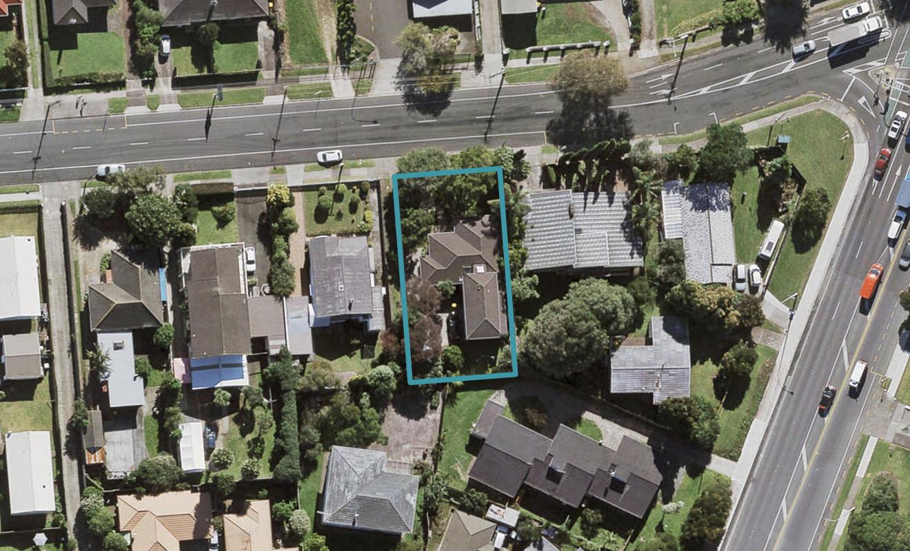 6 Miller Road, Mangere Bridge, Auckland - Carousel 1