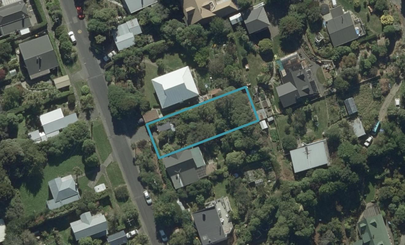 15 Moerangi Street, Broad Bay, Dunedin - Carousel 1