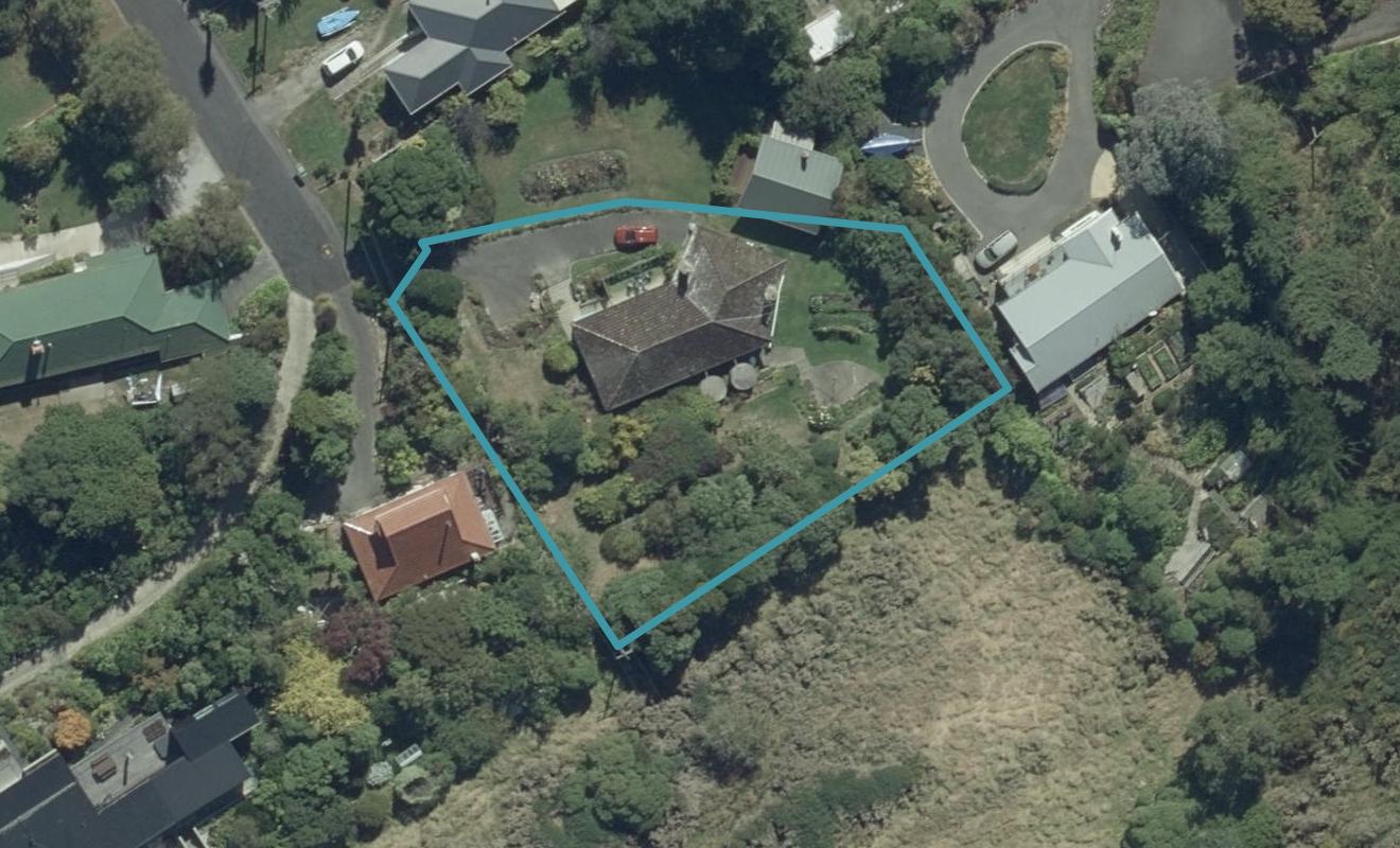 12 Rosehill Road, Macandrew Bay, Dunedin - Carousel 1