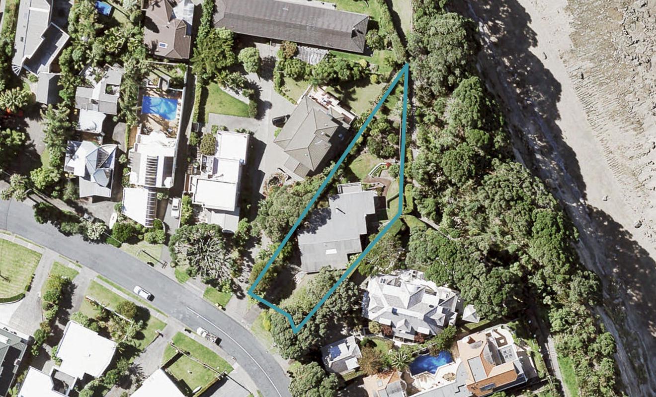 47 Churchill Road, Murrays Bay, Auckland - Carousel 1