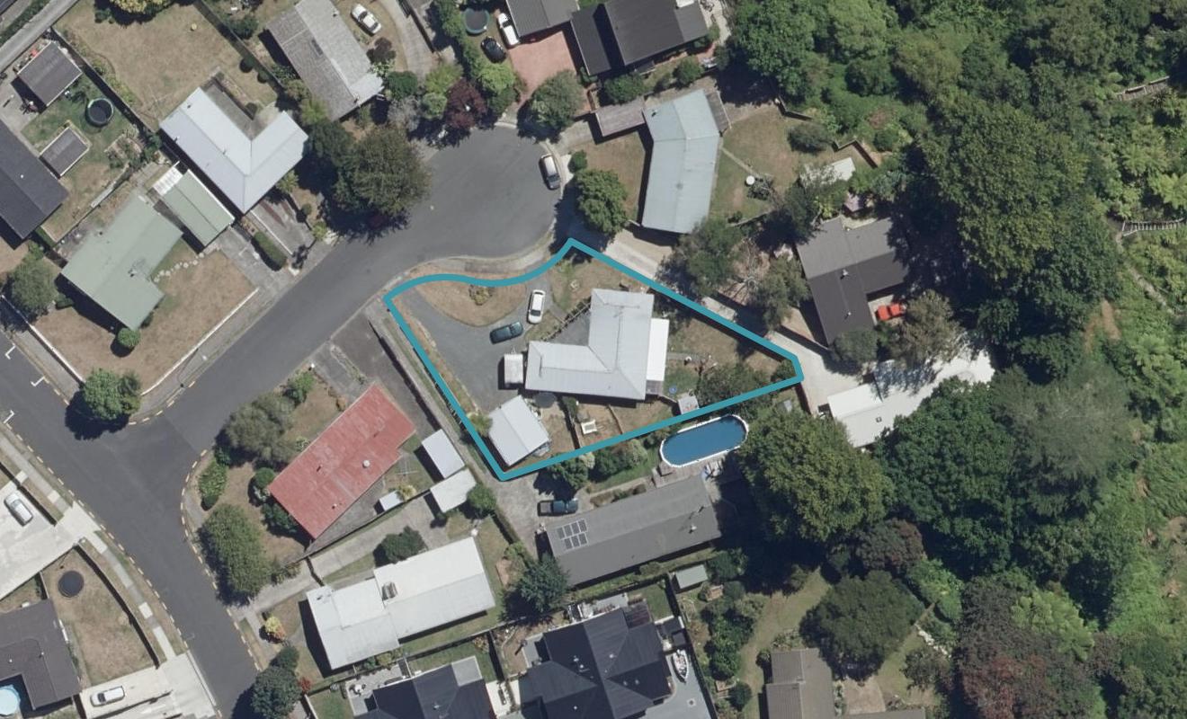 6 Fleming Place, Chedworth, Hamilton - Carousel 1