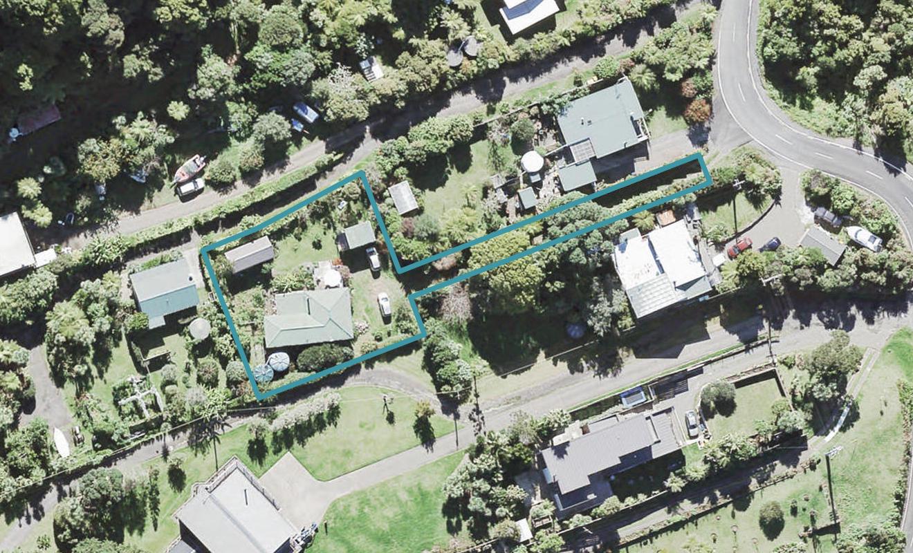 77 Cornwallis Road, Cornwallis, Auckland - Carousel 1