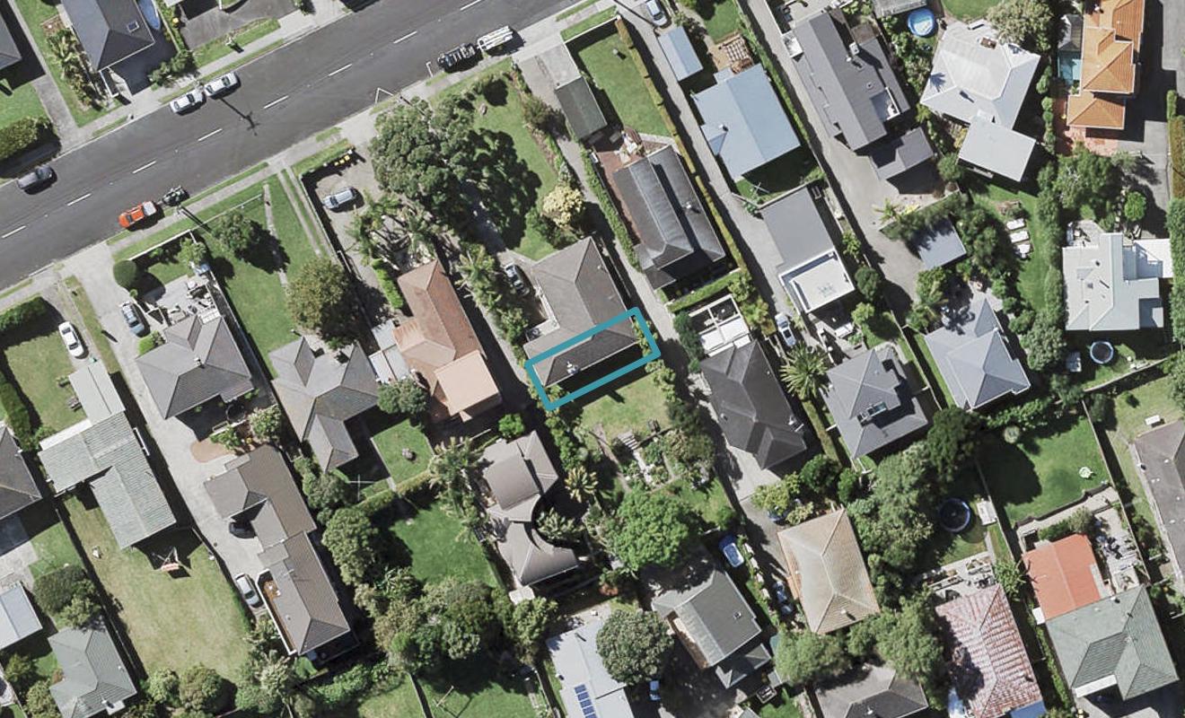 6/33 Williamson Avenue, Belmont, Auckland - Carousel 1