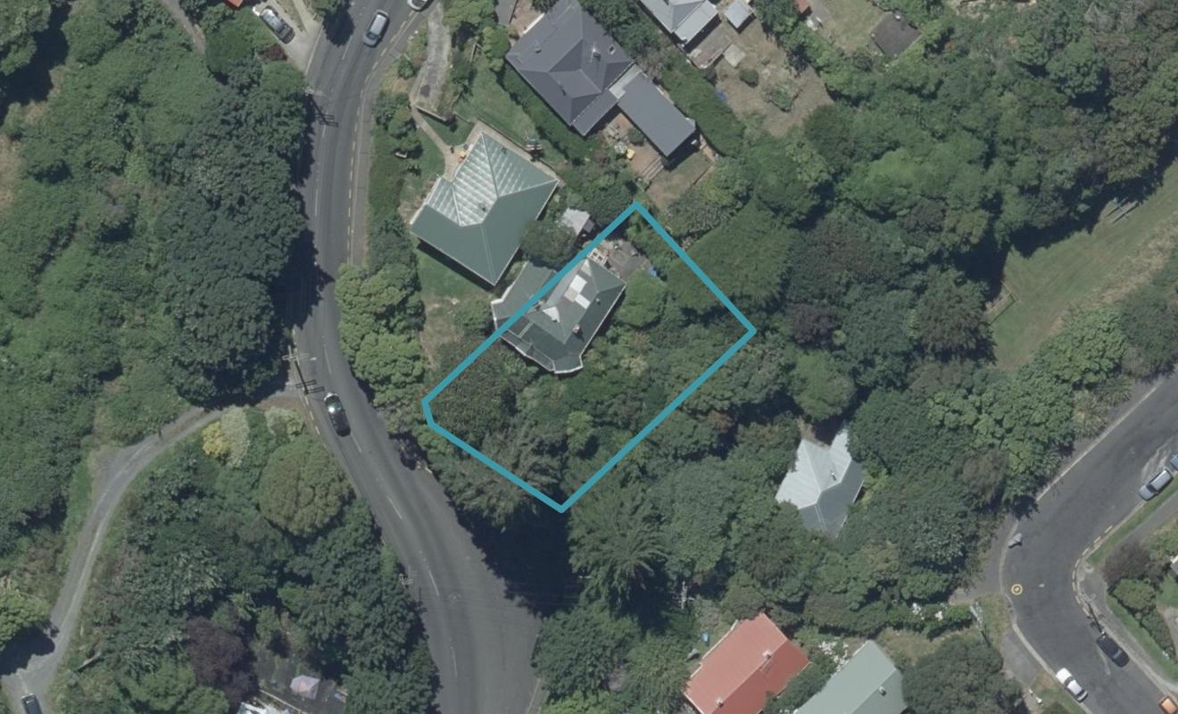 8 Fea Street, Dalmore, Dunedin - Carousel 1