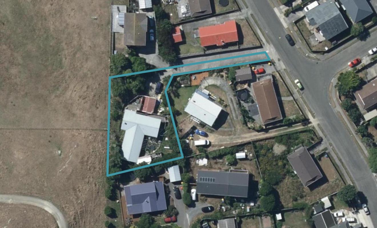 13 Moki Street, Titahi Bay, Porirua - Carousel 1