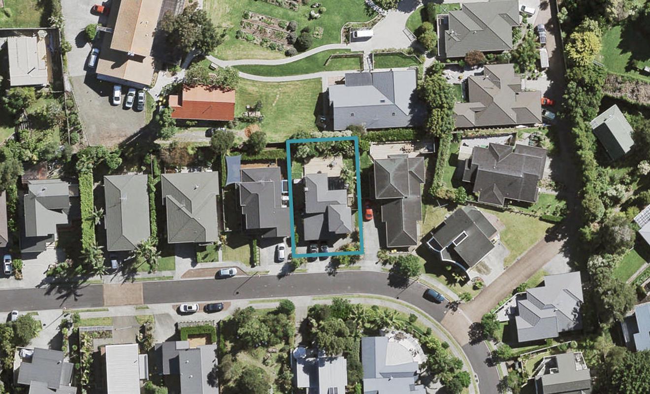 25 Frenz Drive, Titirangi, Auckland - Carousel 1