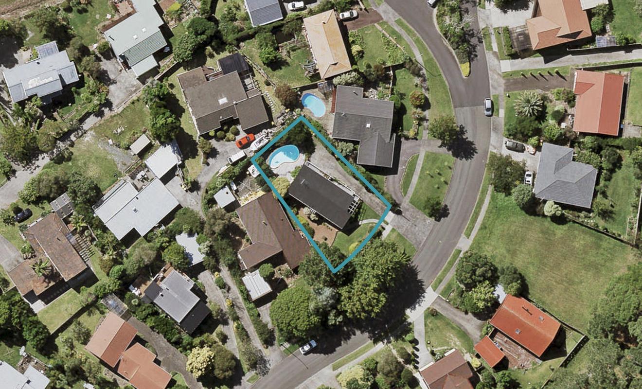 14 Longwood Place, Forrest Hill, Auckland - Carousel 1