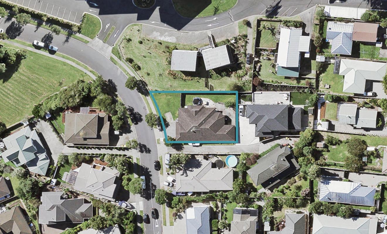 9 Northcross Drive, Oteha, Auckland - Carousel 1