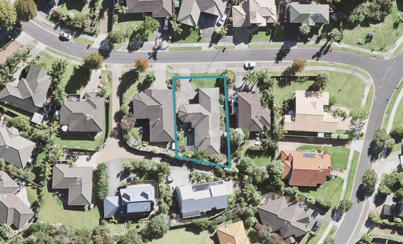 6 Helen Ryburn Place, Torbay, Auckland - Carousel 1