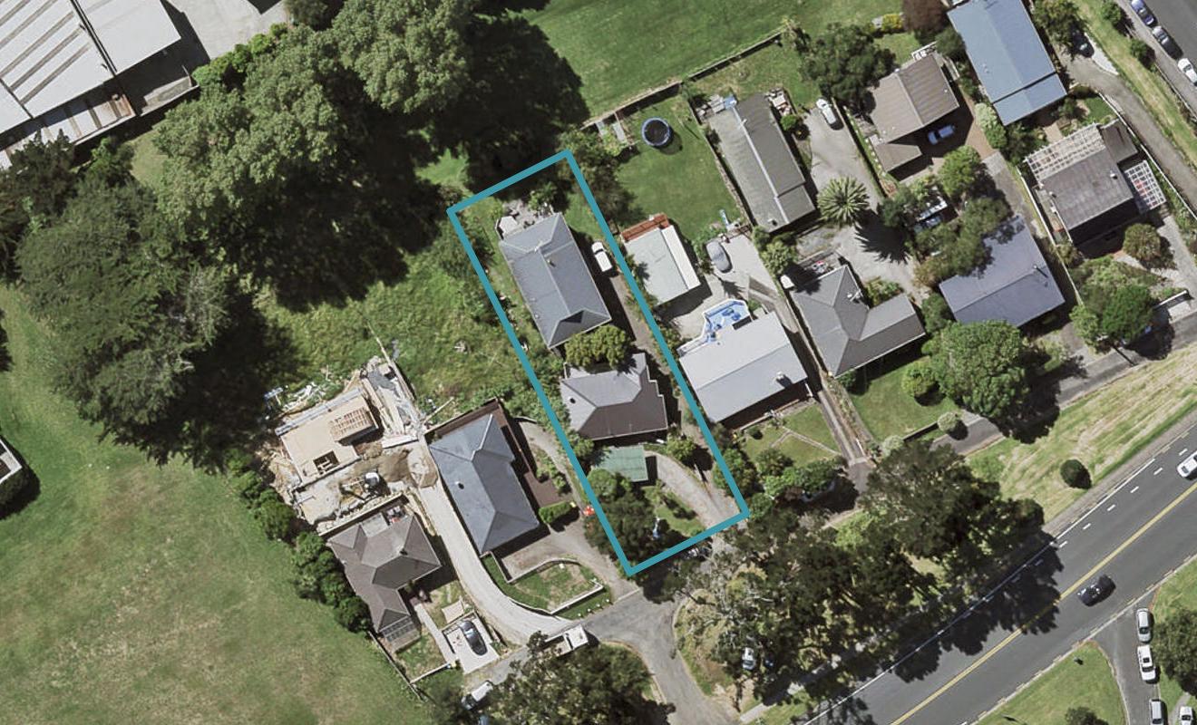2/234 Sunset Road, Windsor Park, Auckland - Carousel 1