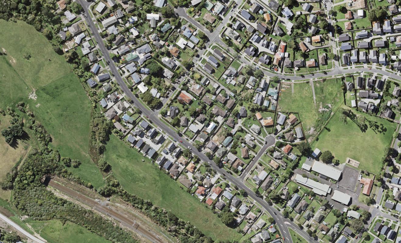 34A Apirana Avenue, Glen Innes, Auckland - Carousel 1