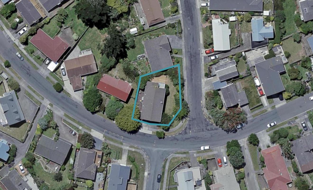 8 Nalanda Crescent, Broadmeadows, Wellington - Carousel 1