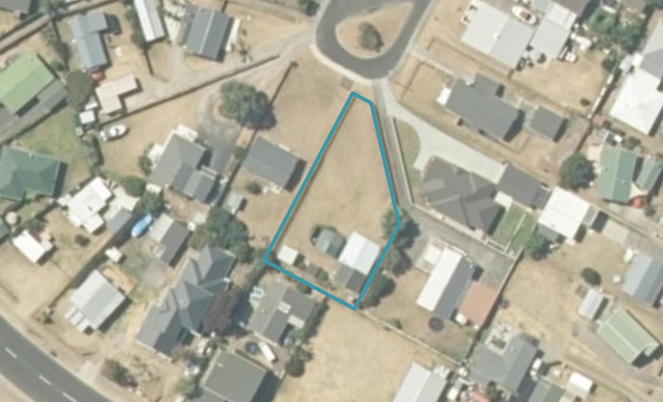 120 Aberdeen Place, Whangamatā - Carousel 1