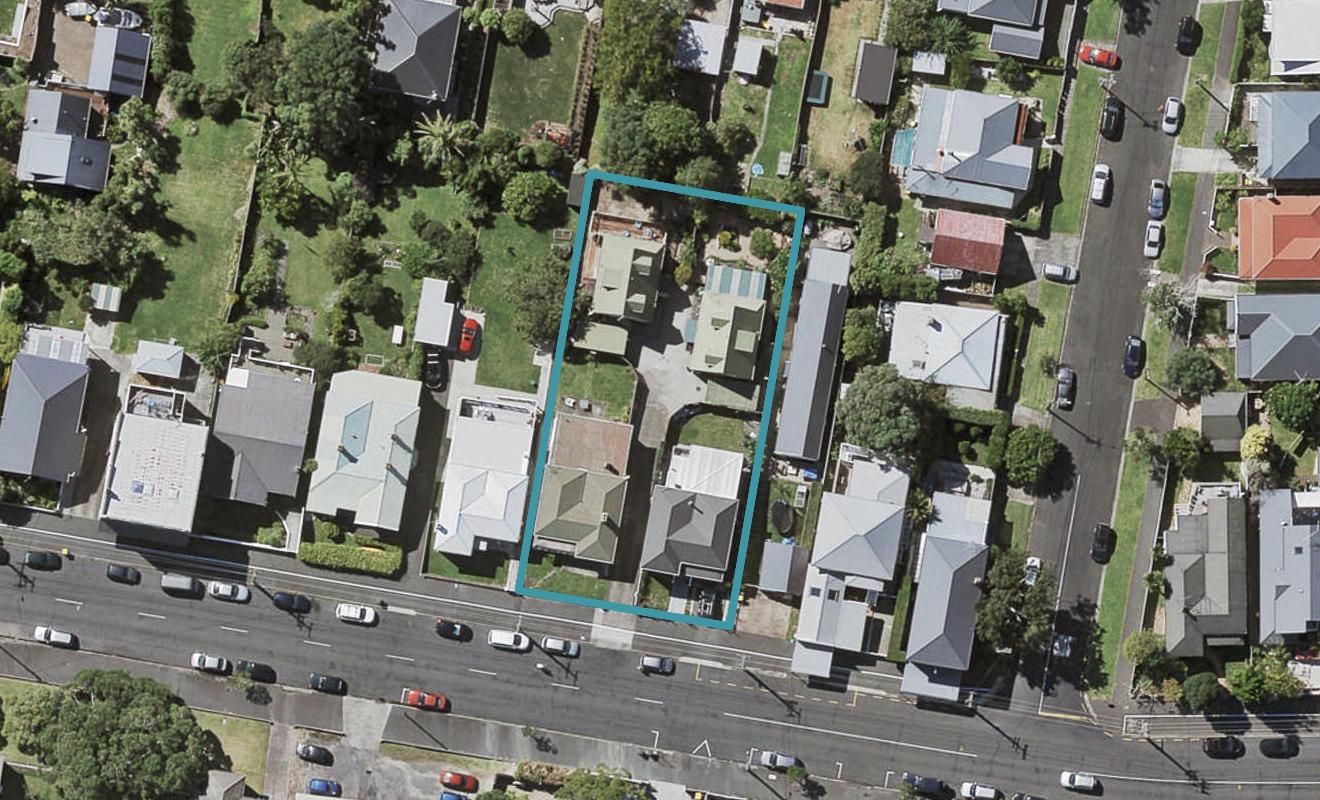 76B Calliope Road, Stanley Point, Auckland - Carousel 1
