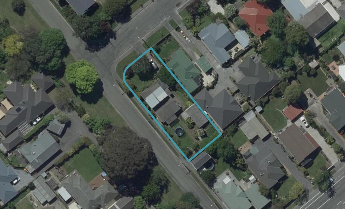 2 Cardiff Avenue, Somerfield, Christchurch - Carousel 1