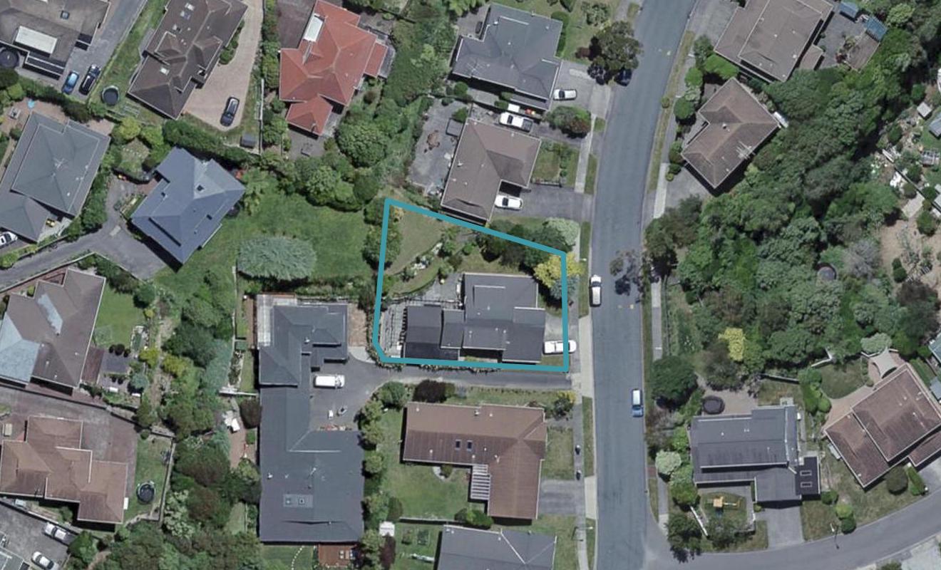 27 Burbank Crescent, Churton Park, Wellington - Carousel 1