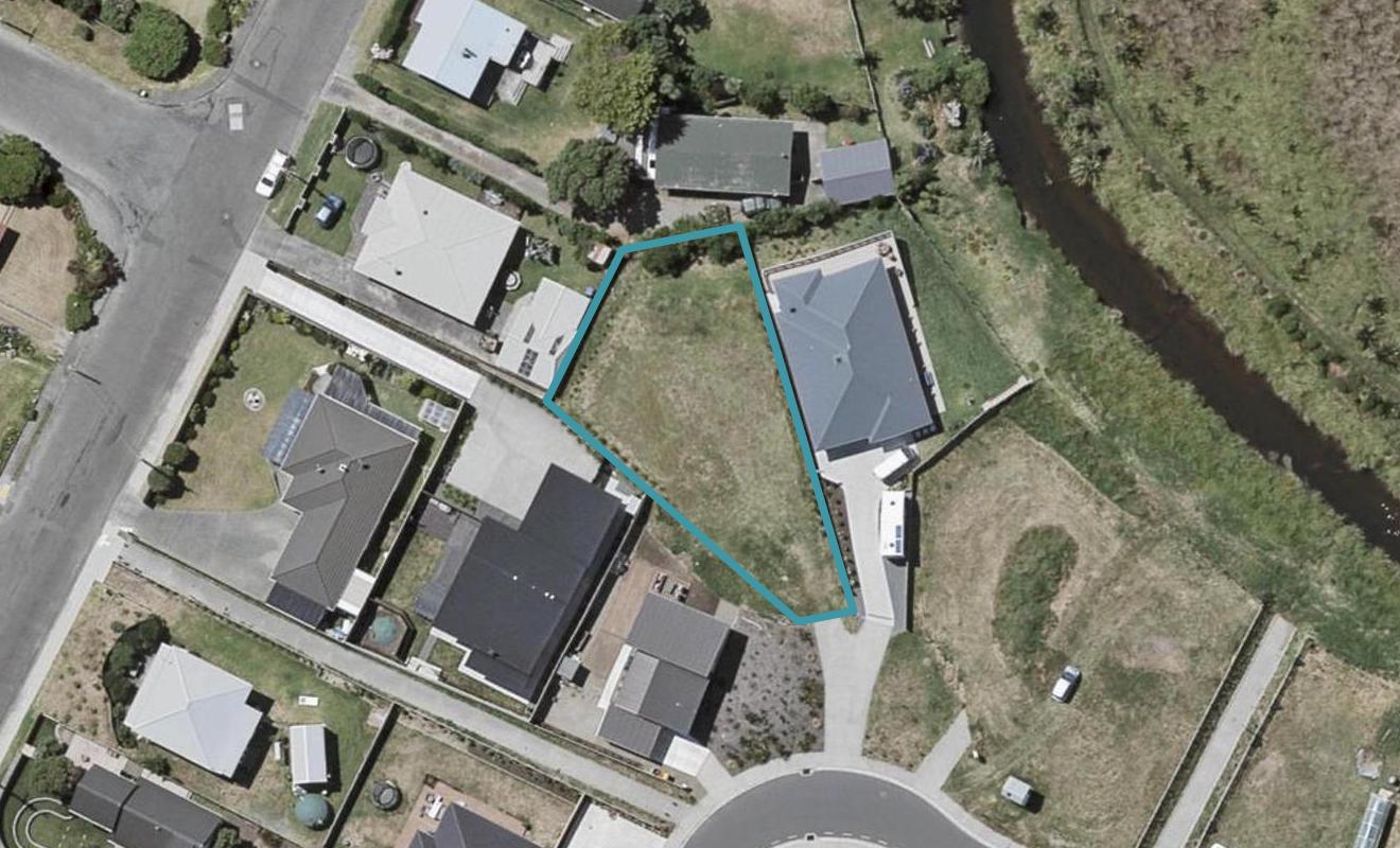 7 Seagrass Place, Otaki Beach, Otaki - Carousel 1