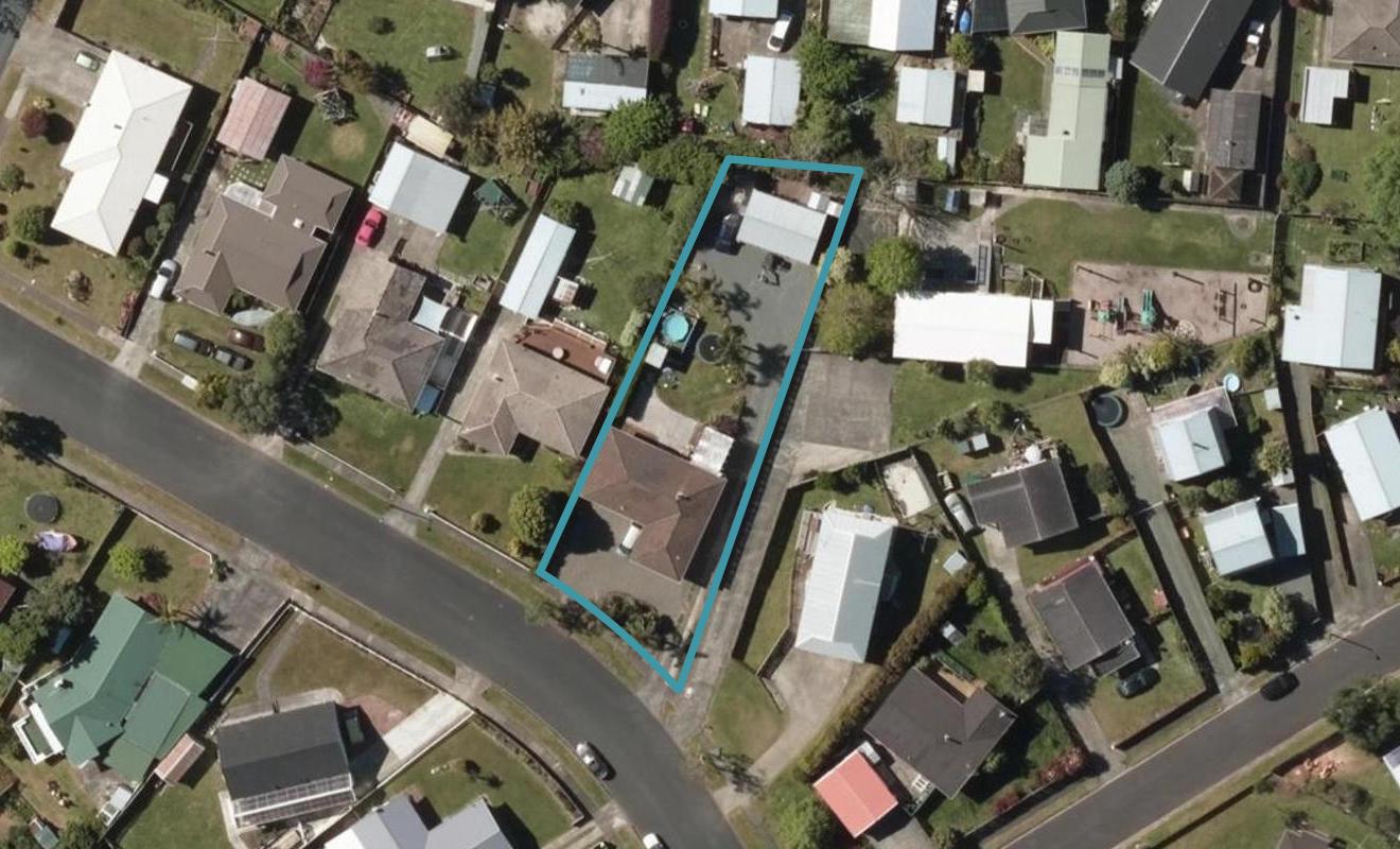 9 Edge Street, Onerahi, Whangarei - Carousel 1