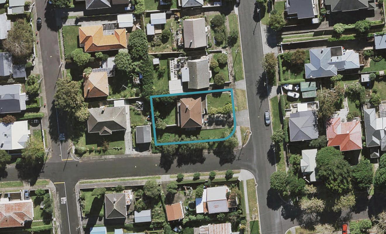 30 Mariri Road, Onehunga, Auckland - Carousel 1