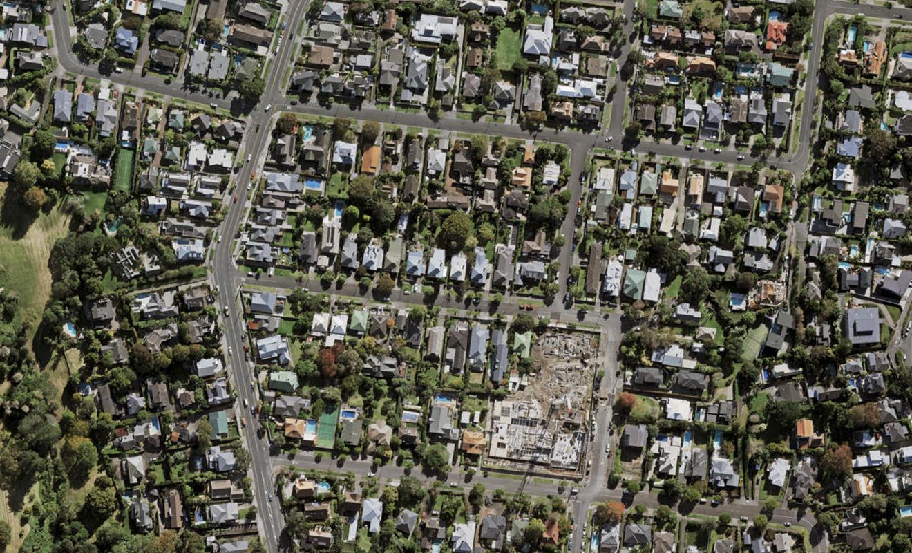 16 Ara Street, Remuera, Auckland - Carousel 1