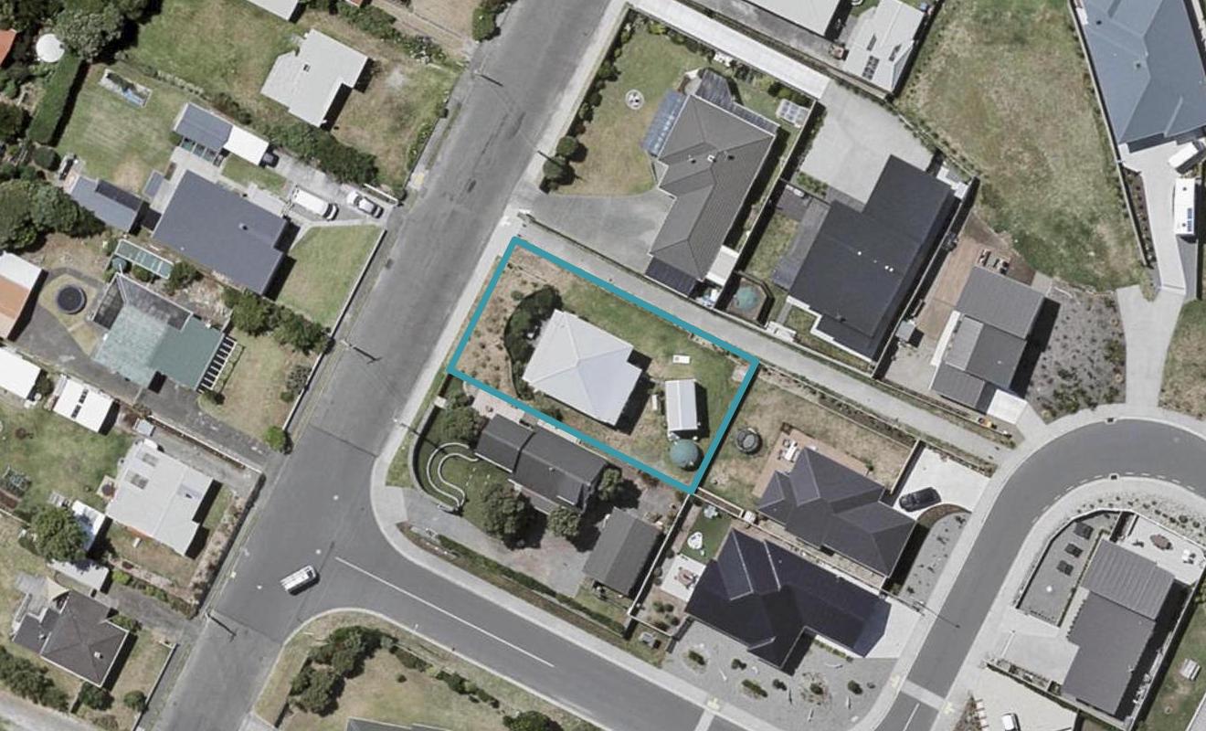 36 Moana Street, Otaki Beach, Otaki - Carousel 1