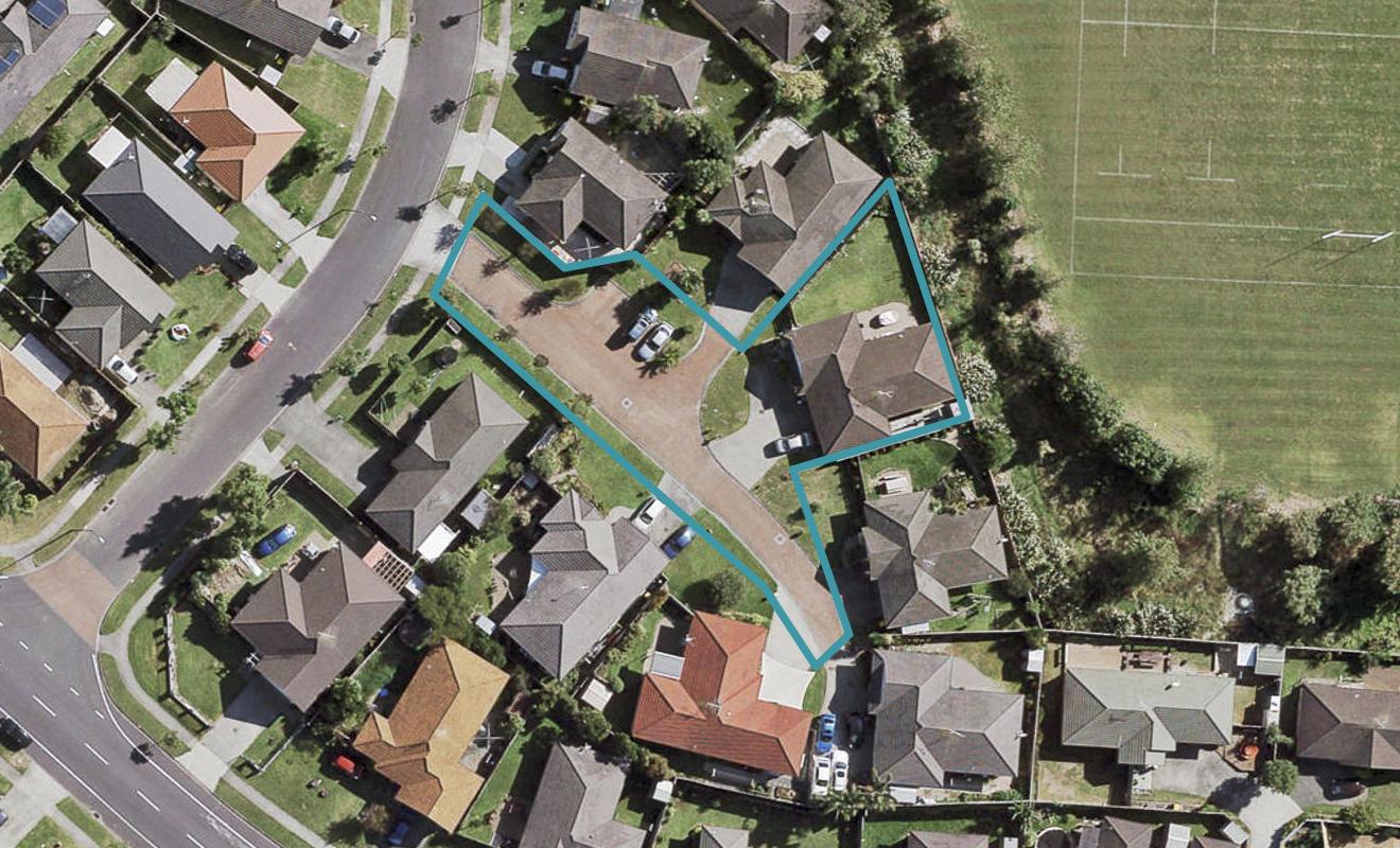 13 Ironstone Place, Randwick Park, Auckland - Carousel 1