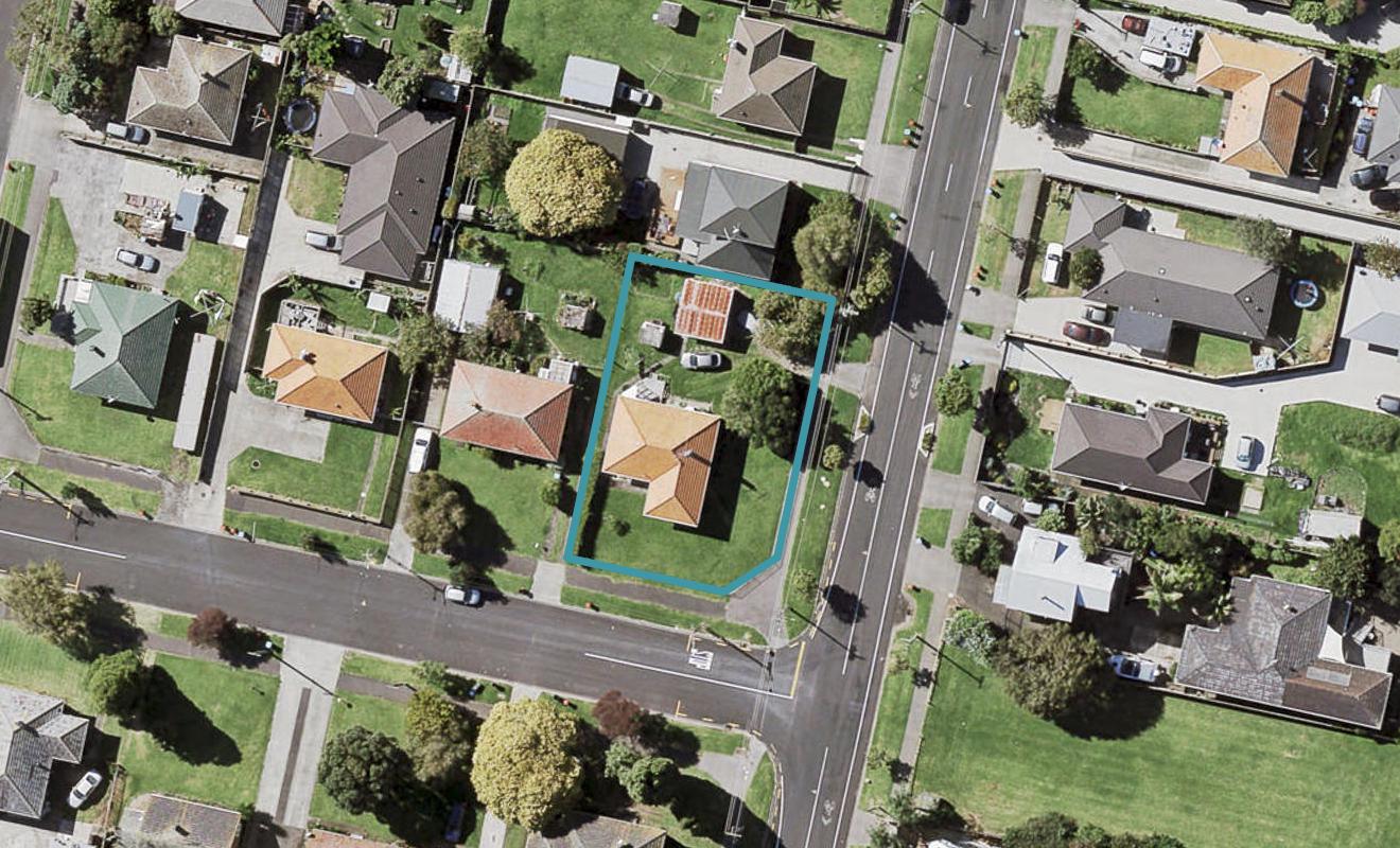 60 Anderson Avenue, Point England, Auckland - Carousel 1