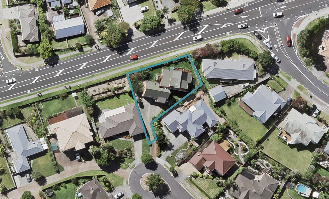 13 Baulcomb Parade, Windsor Park, Auckland - Carousel 1