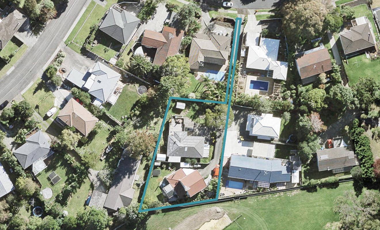 2/47 Weatherly Road, Torbay, Auckland - Carousel 1