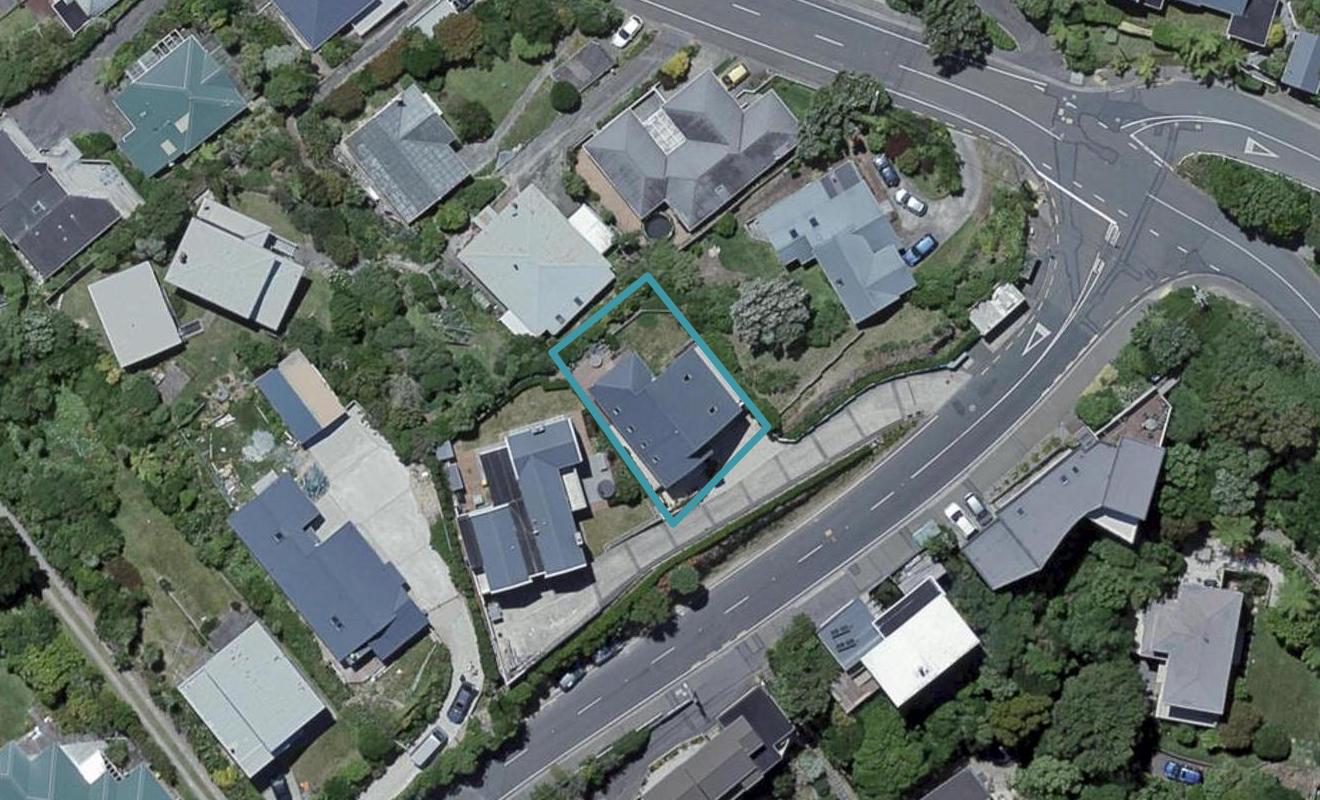 4 Waru Street, Khandallah, Wellington - Carousel 1