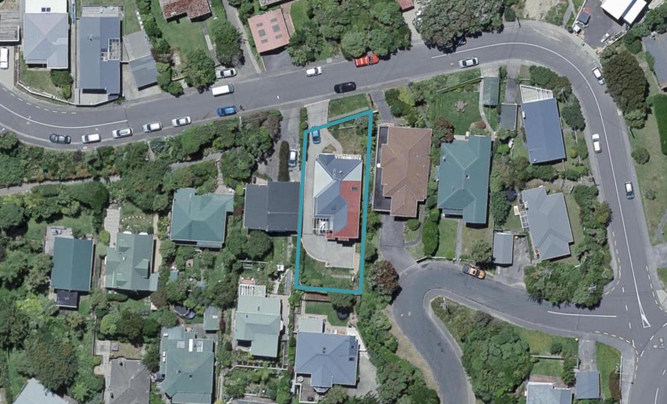 29 Kaihuia Street, Northland, Wellington - Carousel 1