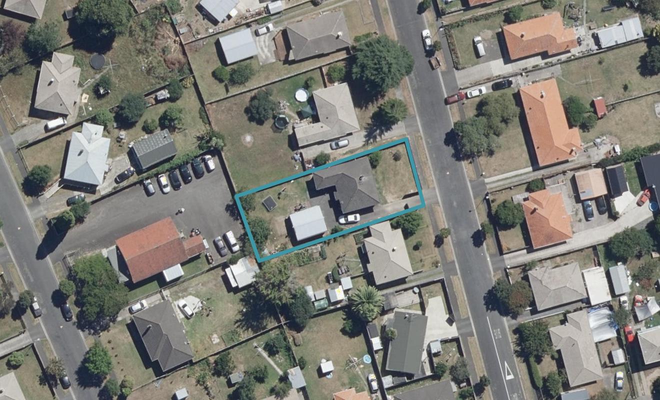 48 Ross Crescent, Fairfield, Hamilton - Carousel 1