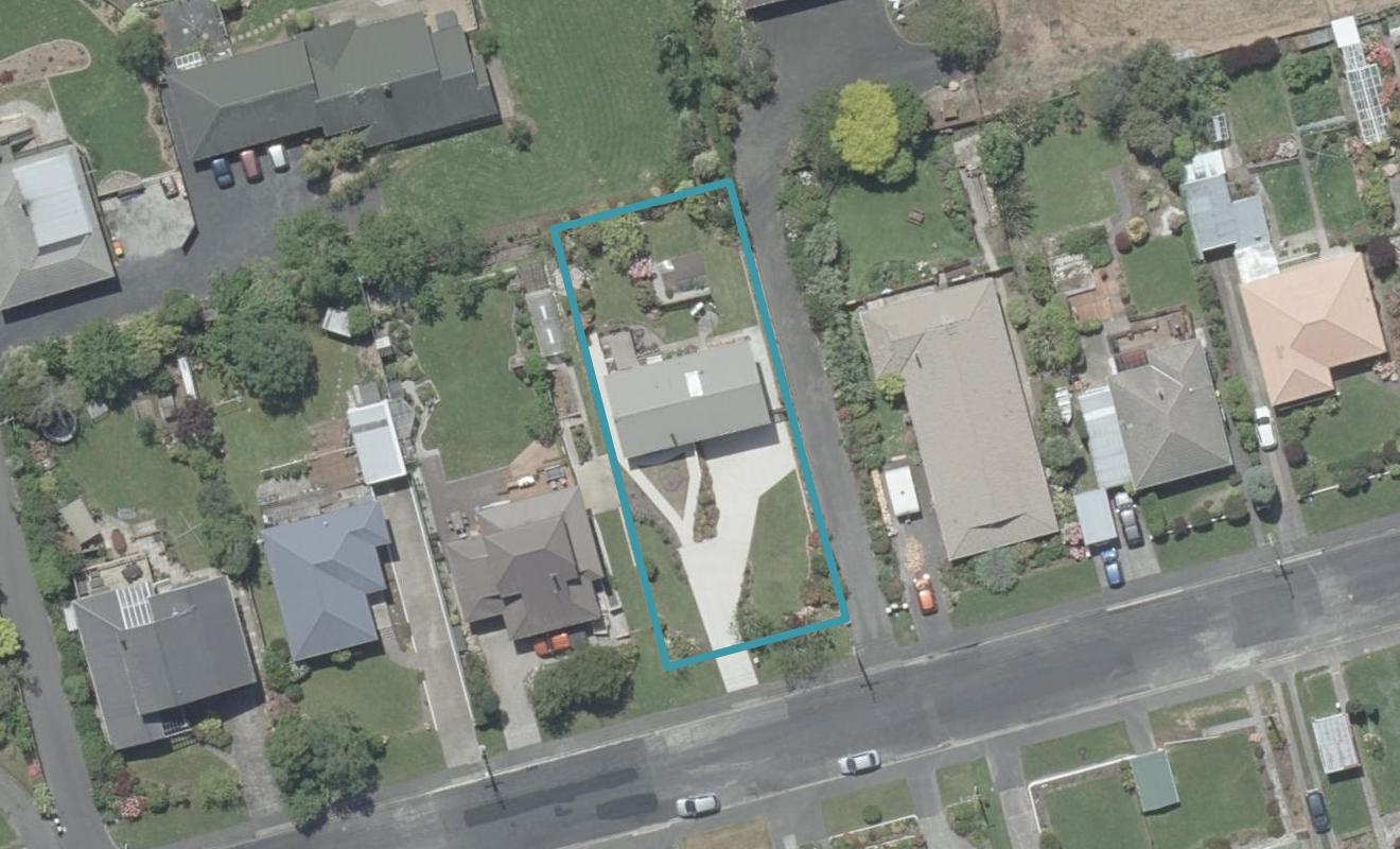 29 Martin Road, Fairfield, Dunedin - Carousel 1