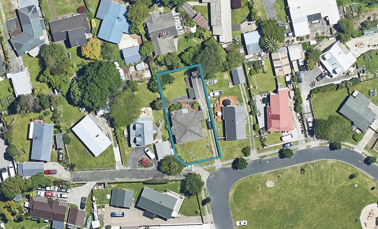 32 Chapman Place, Fairy Springs, Rotorua - Carousel 1