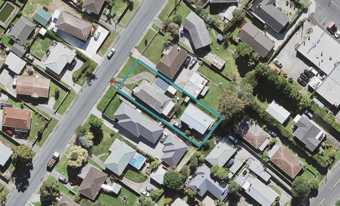 1/84 Farquhar Road, Glendene, Auckland - Carousel 1