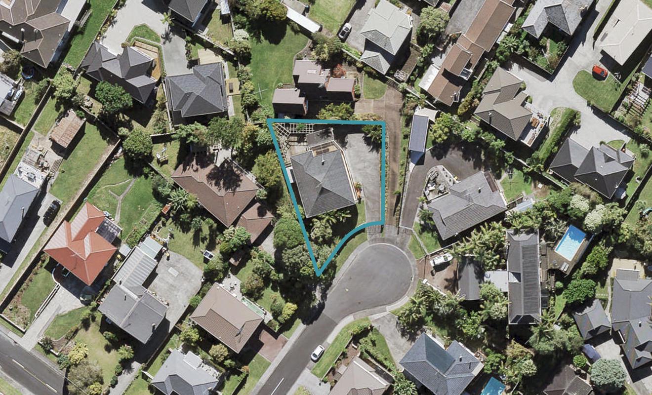 5 Sunrise Lane, Te Atatu South, Auckland - Carousel 1